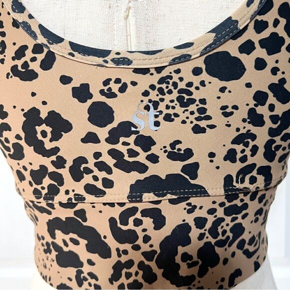 Strut This Revolve Cheetah Piper High Neck Sports Bra Full Support M - Picture 3 of 6